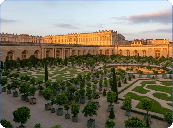 VERSAILLES